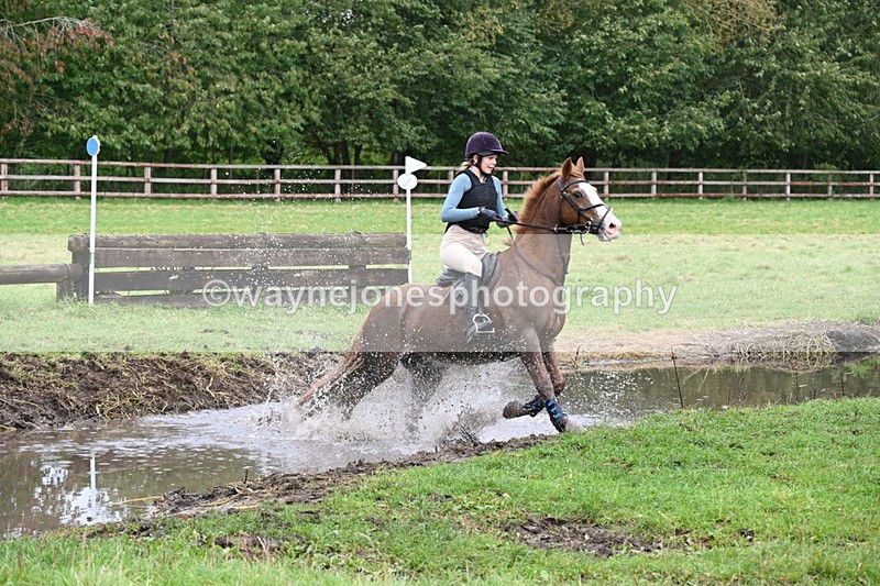 WJ6_6388 - Time at Photographer 12:41 to 13:05