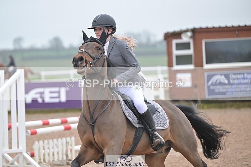 251116-104735-01177 - Cls 4 Pony British Novice and 80cm Open