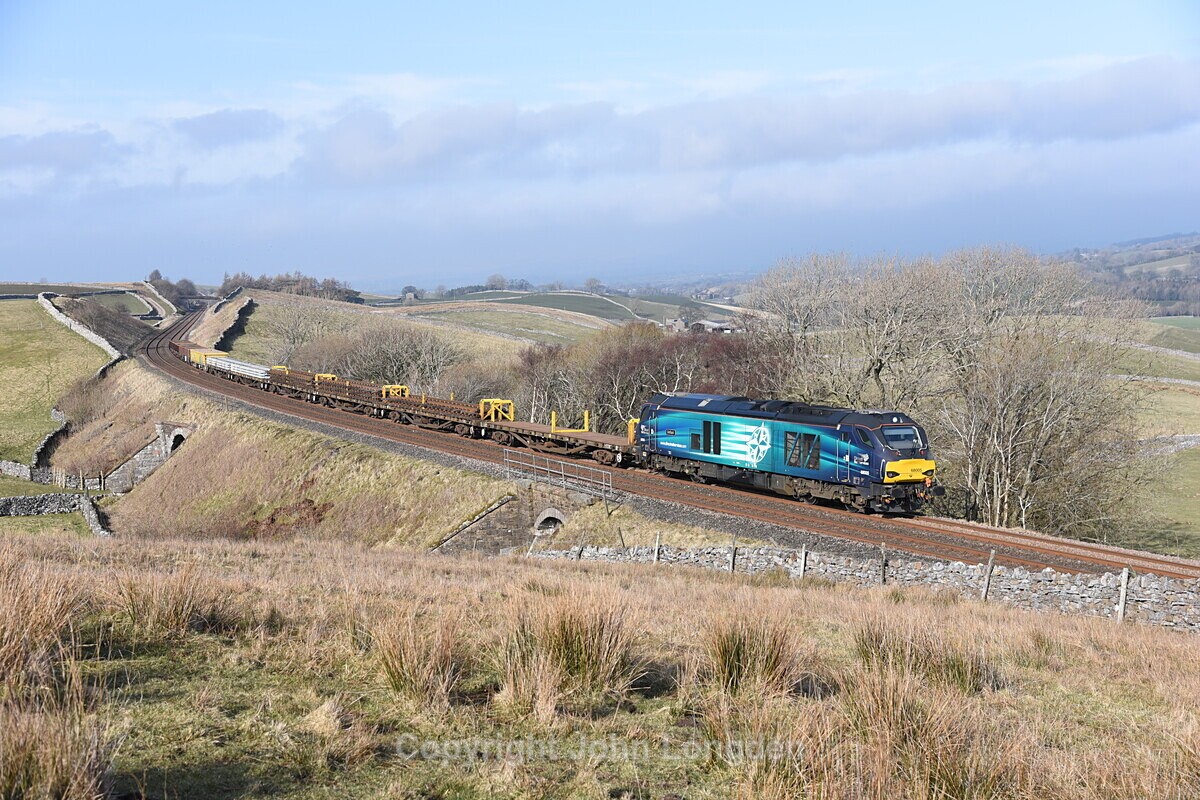 JL - 3.3.21 68005 'Defiant' 6K05 Carlisle - Crewe, Birkett Common - Birkett Common (southbound)