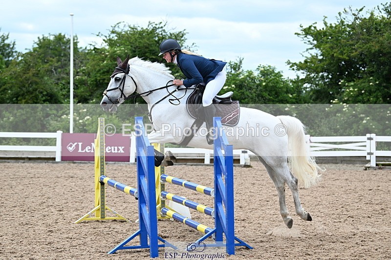 240609A-150203-06390 - Cls 27&28 85cm and 95cm Amateur Qualifier