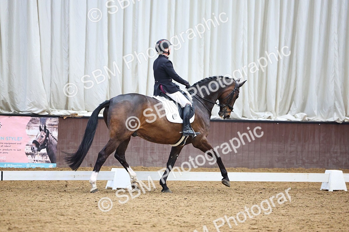 SBM_008760 - Class 25 - Advanced medium 6