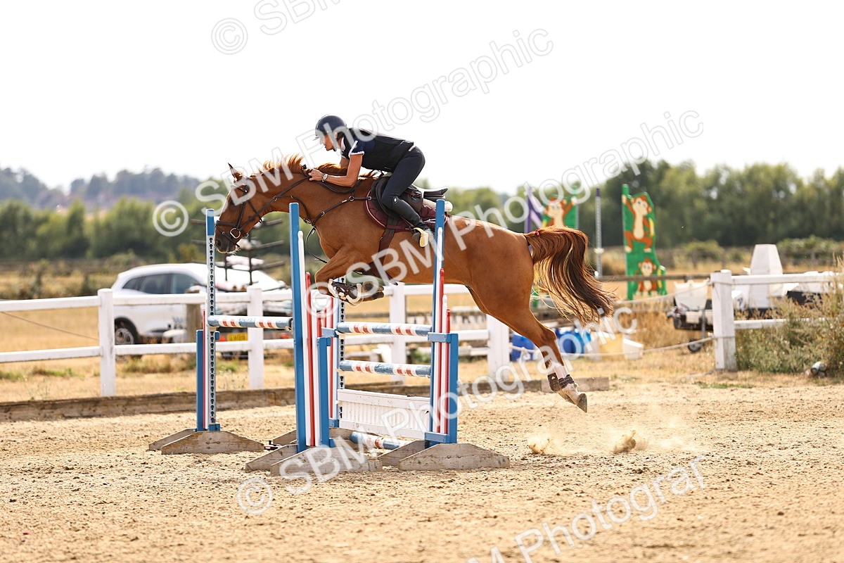 SBM_001674 - Class 6 - Senior Newcomers 1.10m