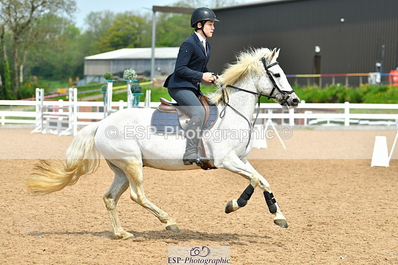 230514A-134009-03015 - Cls 25 Pony Foxhunter & 1.10m Open