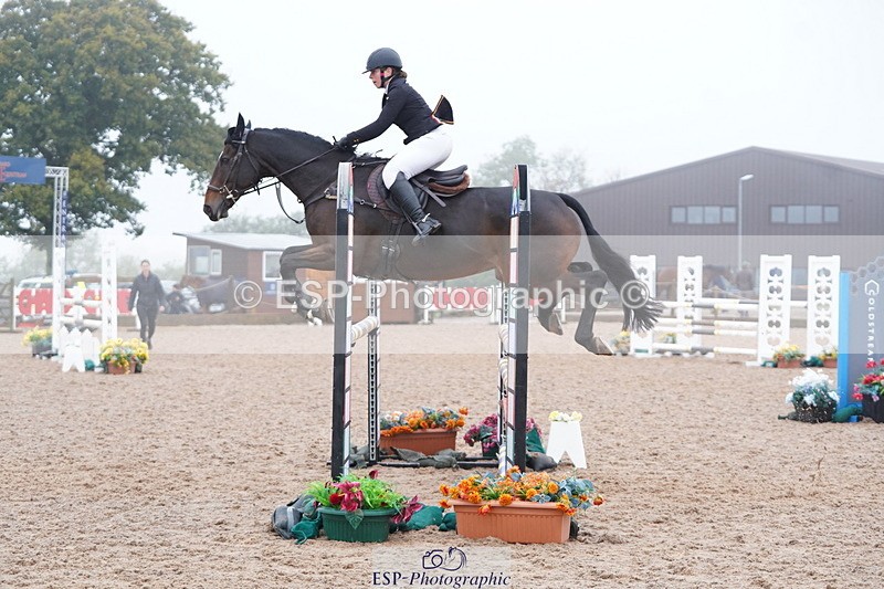 241006A-125812-06909 - Cls 20 Snr Newc & 1.10 Open