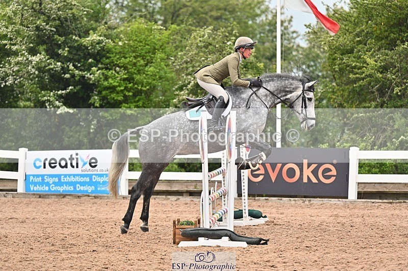 260508-090108-04300 - Cls 17 British Novice and 90cm Open