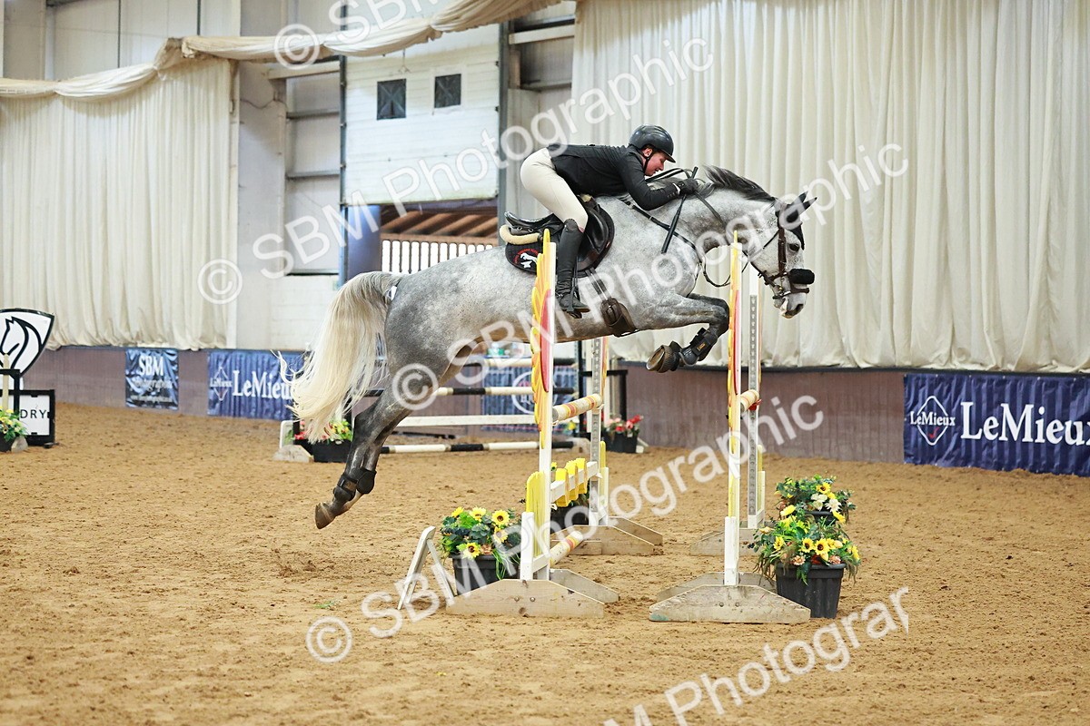 SBM_007106 - Class 19 - Senior Newcomers 1.10m