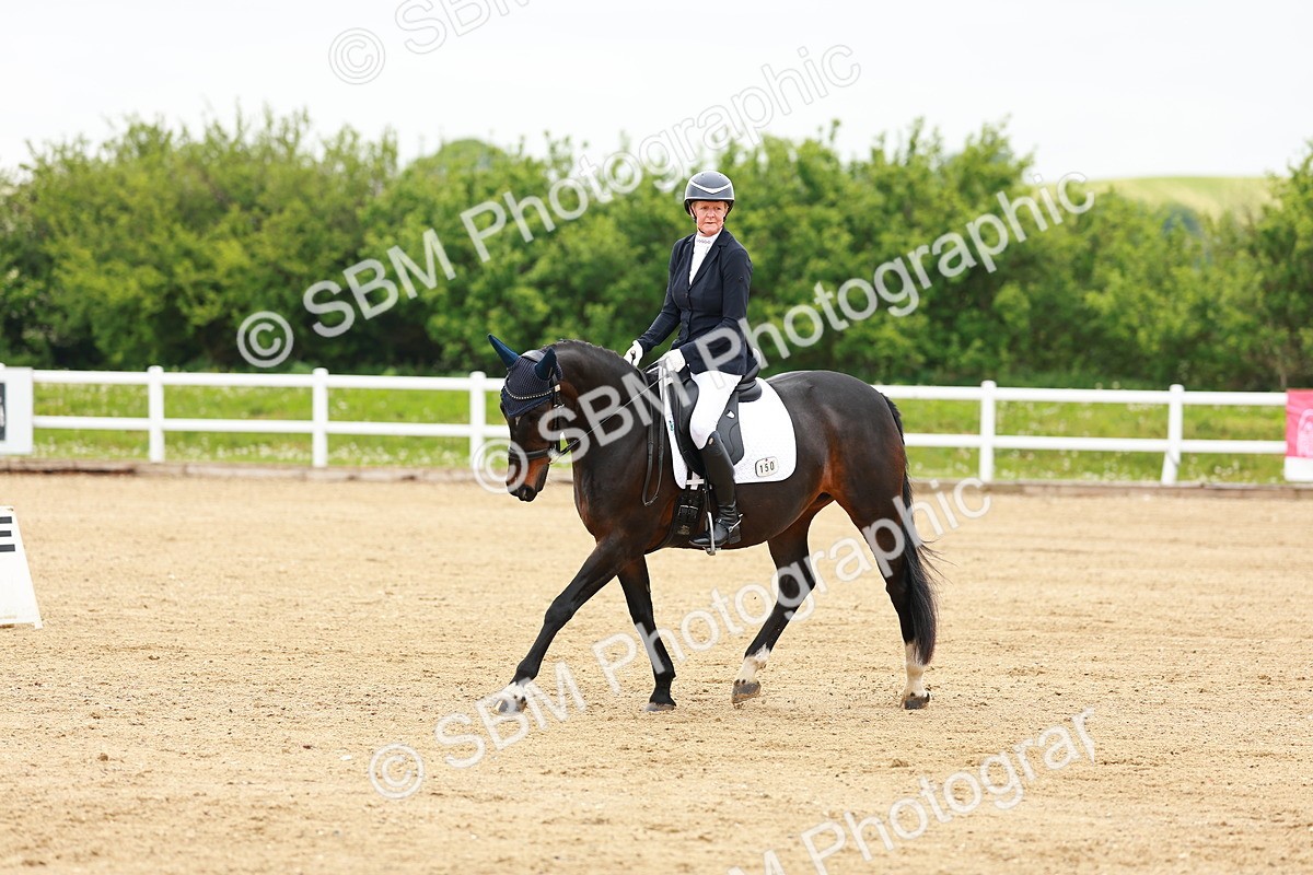 SBM_005061 - Class 15 - Novice 5