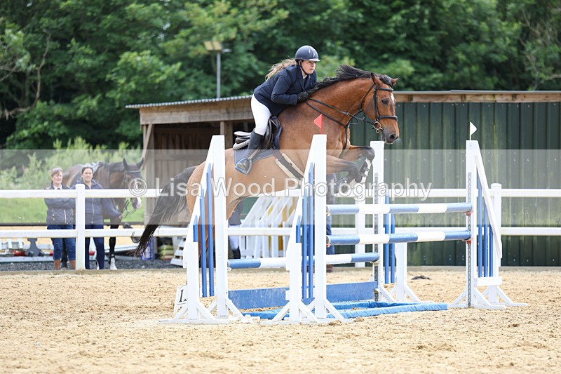 3E7A4318 - Class 7: Senior Newcomers/1.10m open