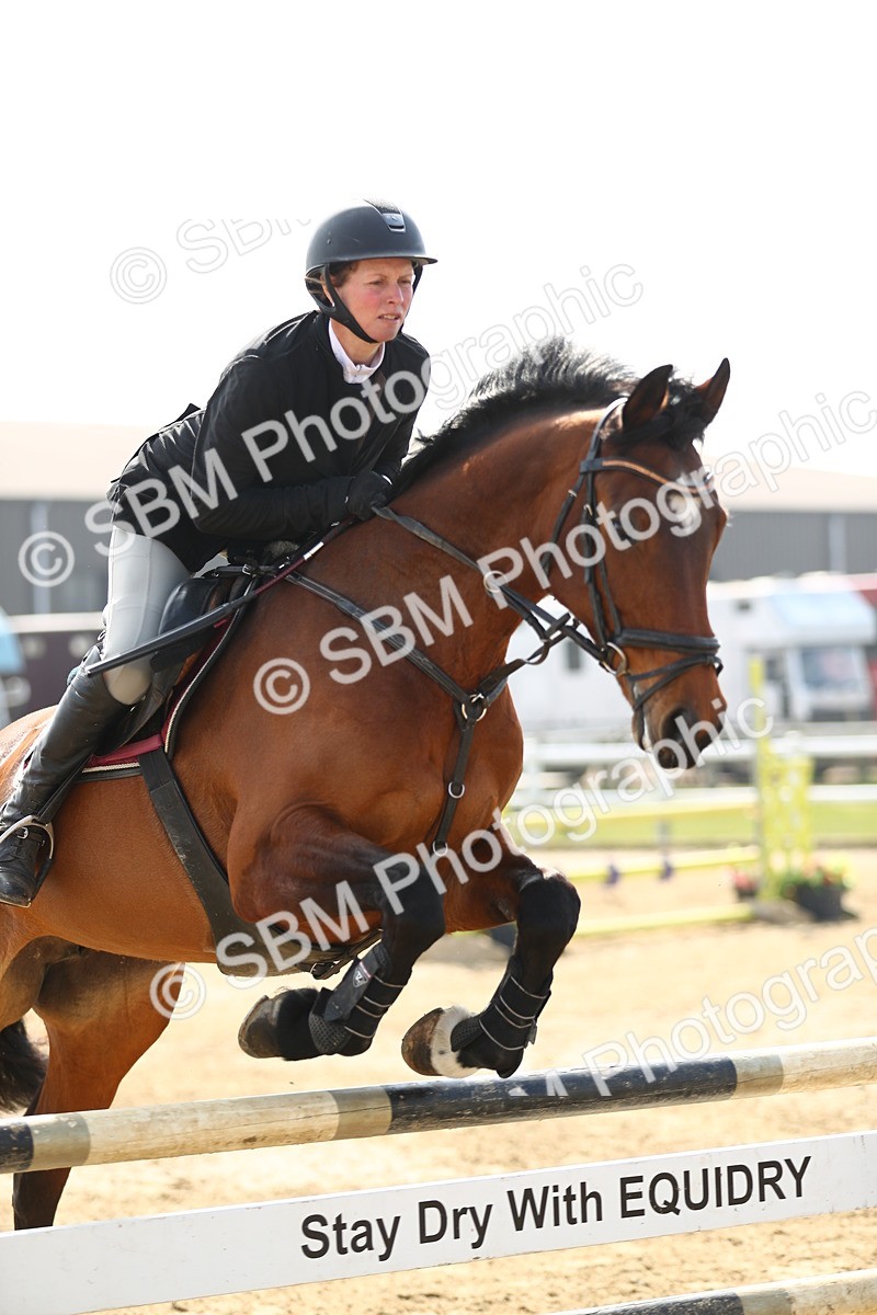 SBM_002224 - Class 9 - Senior Discovery - 1.00m