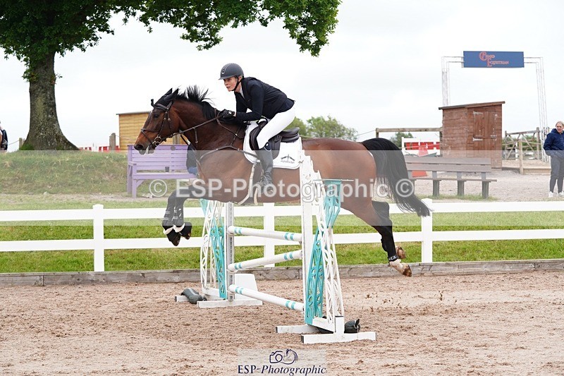 250524-112306-06381 - Cls 21 A&B Snr Disco & 1.00m Open