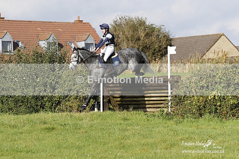  WWHT 171021 3870 - Open (1.00m)  17/10/21