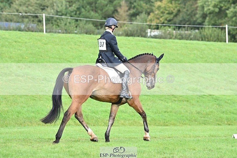 231020-101954-07586 - 637-JOIE.DE.TOURLIDA-Bronia.Hill-DR
