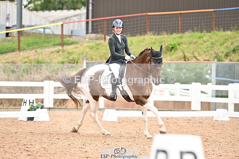 240817A-110320-07271 - 132-Nicky.Turriff-Witchcombe.Music.Man