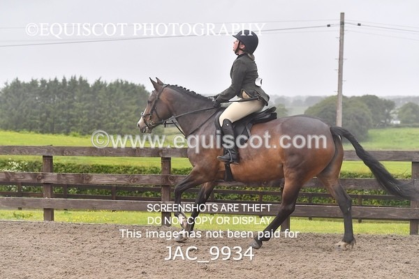 JAC_9934 - CLASS 3 Intermediate Working Hunter (0.70m - 0.85m)