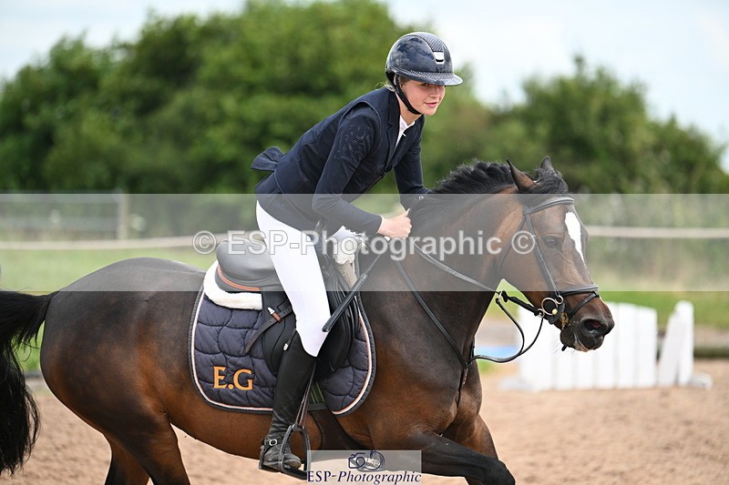 240630A-144156-14457 - Cls 25 HOYS 138cm Jump Off and Presentations