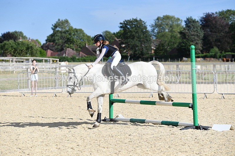 WJ5_5886 - Poles off the floor