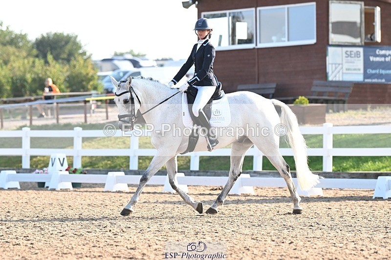 250816-083133-02694 - 068-Jess.MayohCHANDAEM.BURLINGTON.BERTIE