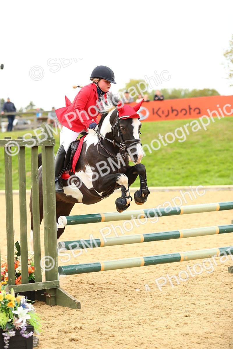 SBM_75992 - J19 - Junior 90cm Supreme Championship