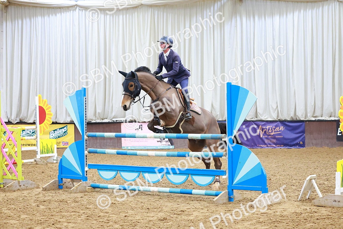 SBM_001435 - Class 4 - Senior Newcomers - 1.10m