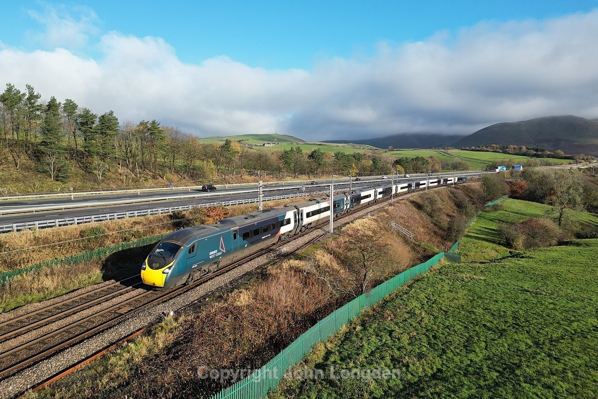 JL - 10.11.23 390001 1M09 08:38 Glasgow - Euston, Beckfoot - West Coast Main Line (north to south)