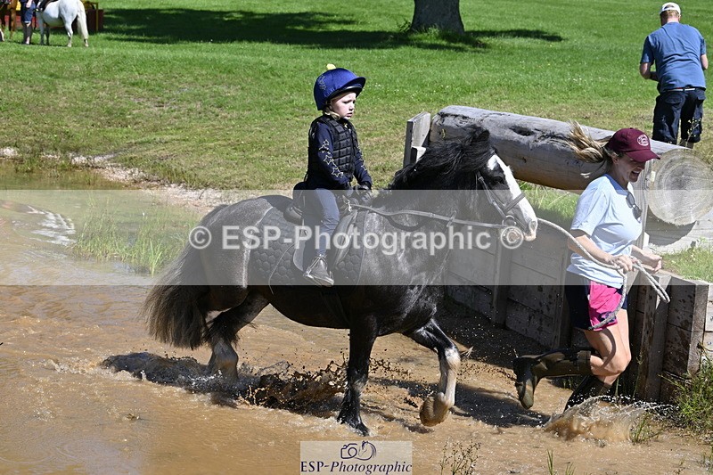 240728B-111545-01331 - Gemma's Group XC