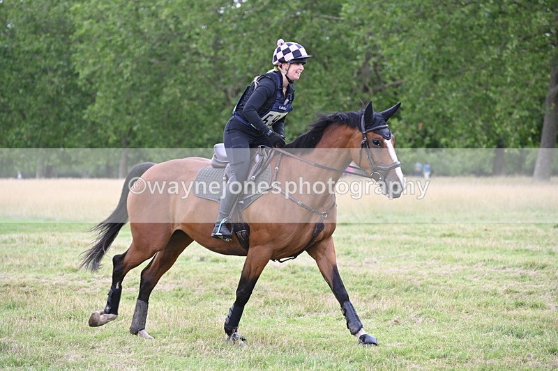 WJ6_4867 - Time at Jump 13:04 to 13:34