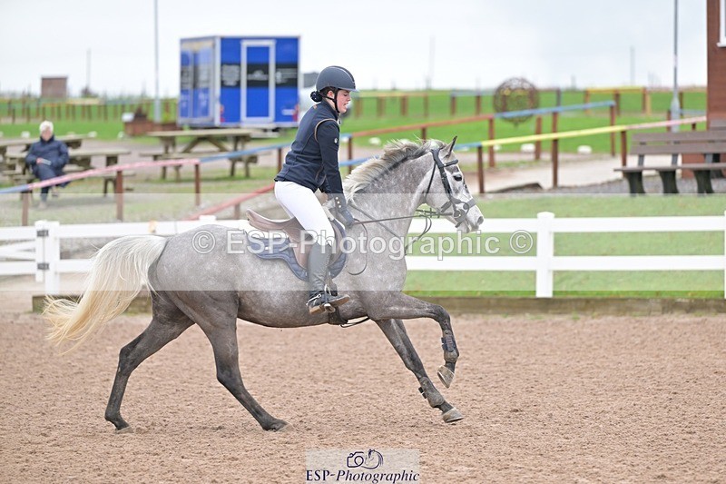 251116-113423-01244 - Cls 5 Pony Discovery and 90cm Open