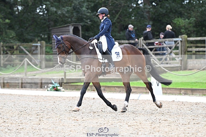 231019-123245-02791 - 045-HILDARE.REGARDE.MOI-Danielle.Mccormack-DR