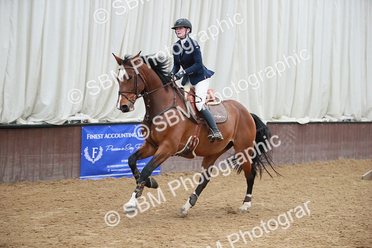 SBM_001012 - Class 4 - Senior Newcomers - 1.10m Open