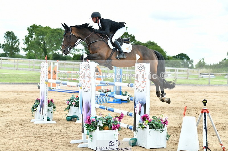 230720A-125150-02982 - Cls 33, 7 Yr Olds 1.30m