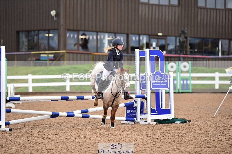 231203A-094002-00033 - Cls 1 Intro 70cm