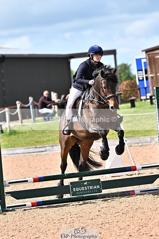 260602-162925-00004 - Clear Round and 60cm