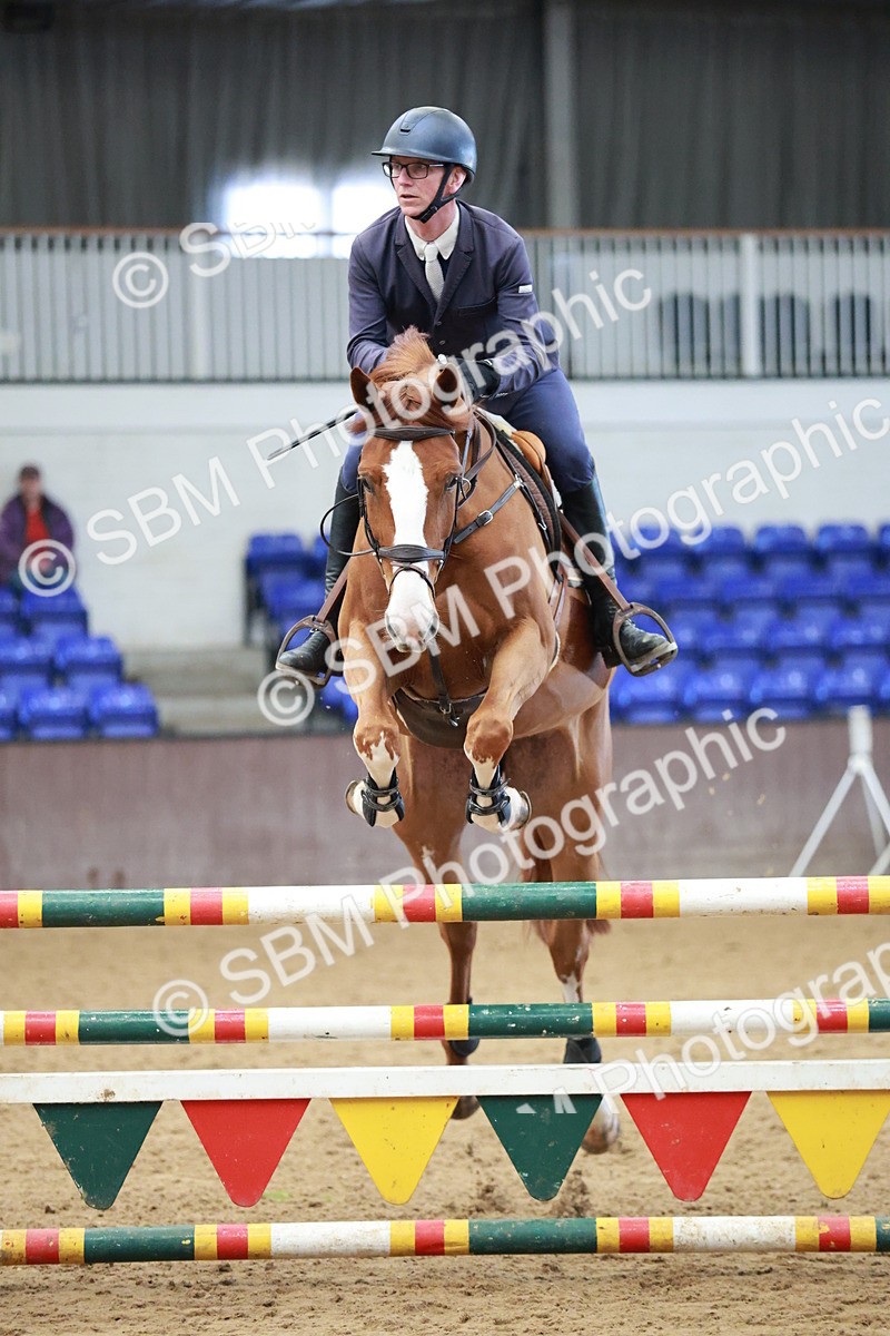 SBM_000715 - Class 4 - Senior Newcomers - 1.10m