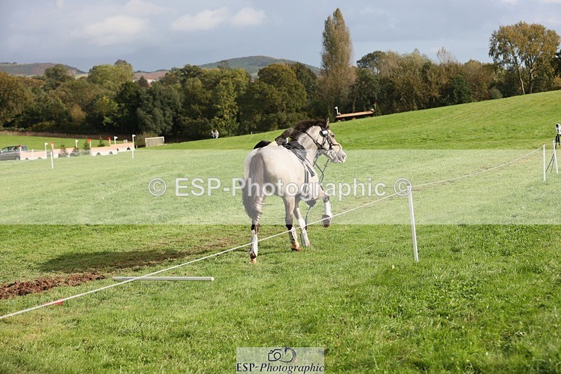 231020-141120-09303 - 120-VAN.KAUNITZ-Sara.Squires-XC