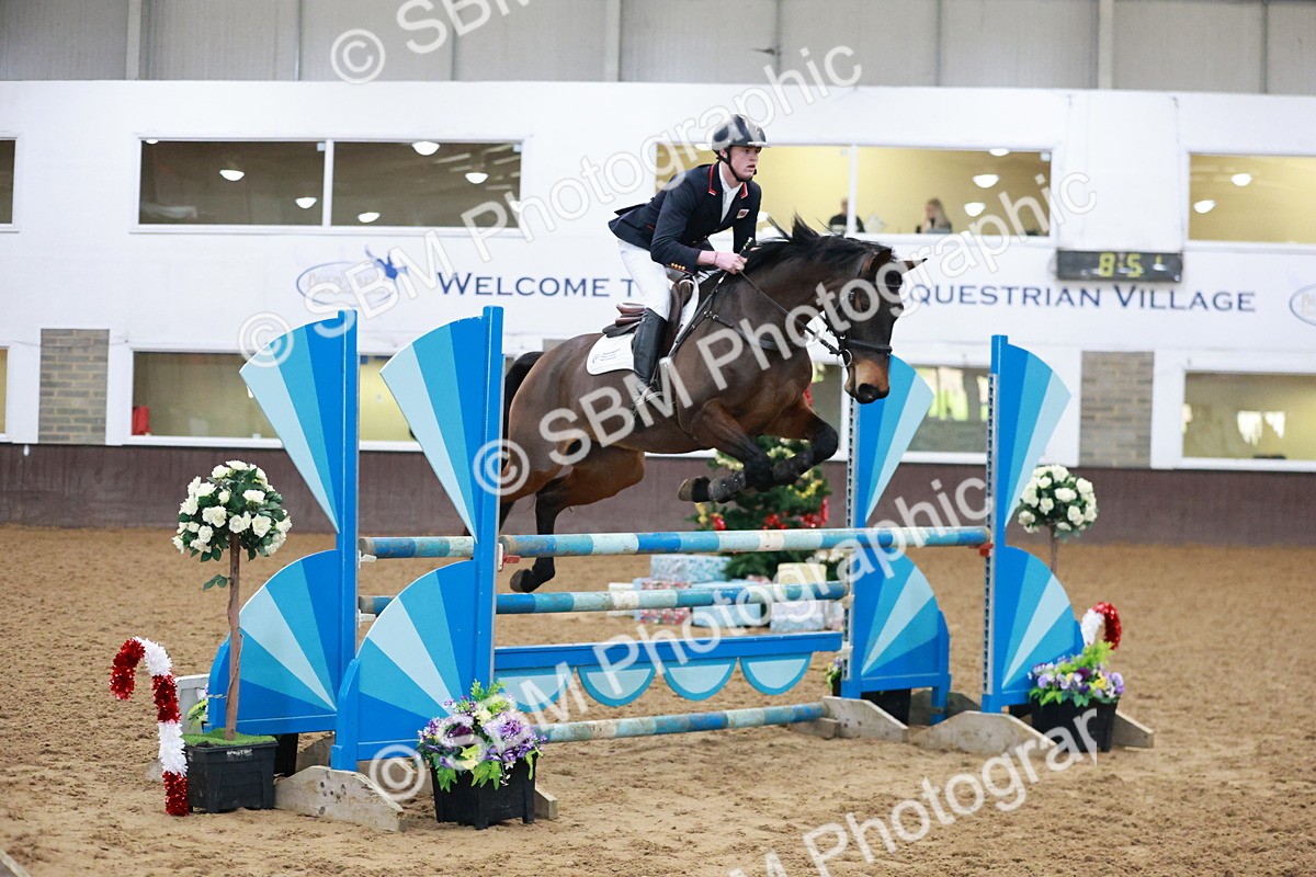 SBM_001187 - Class 4 - Senior Newcomers 1.10m