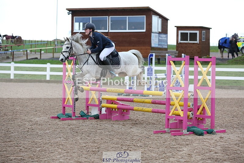 240211A-103858-02175 - Cls 4 Pony Discovery & 90cm Open