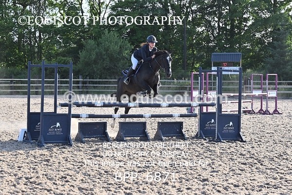 BPP_6871 - CLASS 6  Senior Discovery/ 1m Open