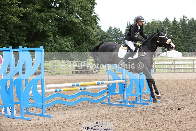 240804-142222-15836 - 616-Max_Forster-HEVANS_ROYAL_REVOLUTION