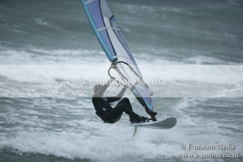 WS 150913-54 - Windsurfing