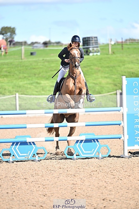 250924-125422-00297 - Cls 4 Newcomers and 1.10m Open