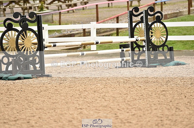 240403A-105228-00091 - Cls 1 British Novice and 90cm Open