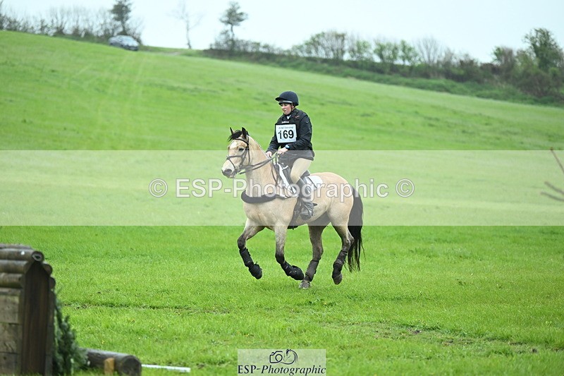 250418-150640-05111 - 169-Chloe.Dunn-TOWERHILL.SHAMIE