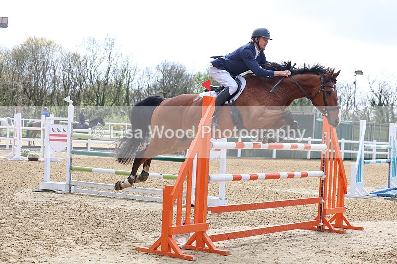 3E7A2353 - Class 9: Senior 1.30m open