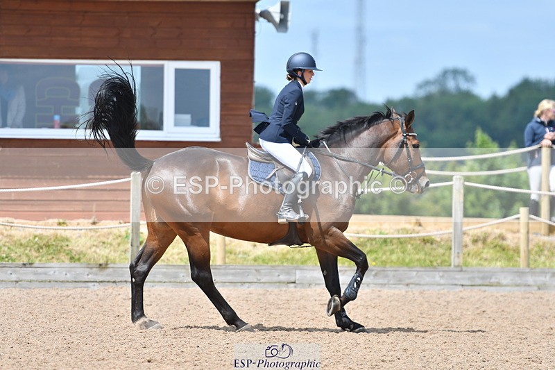 240609A-114449-04723 - Cls 17 Snr 1.05m Open