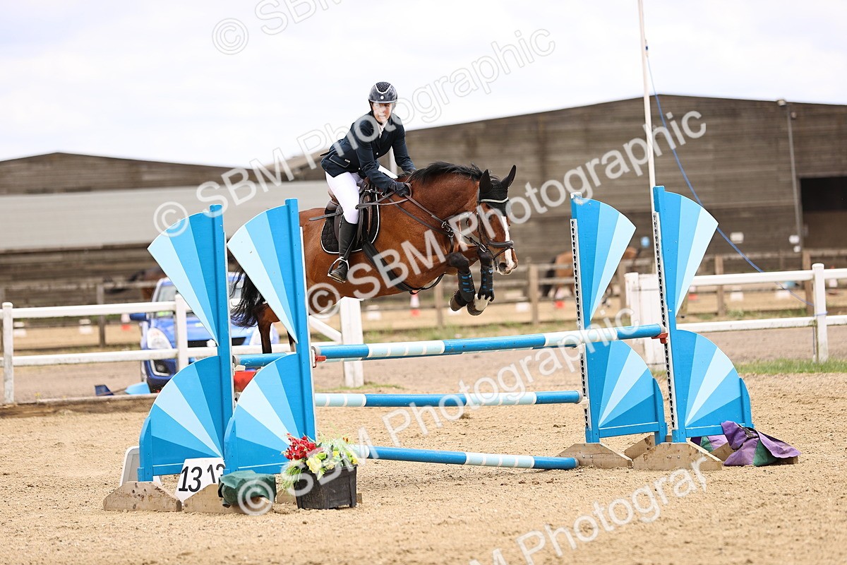 SBM_000377 - Class 4 - 1m showjumping