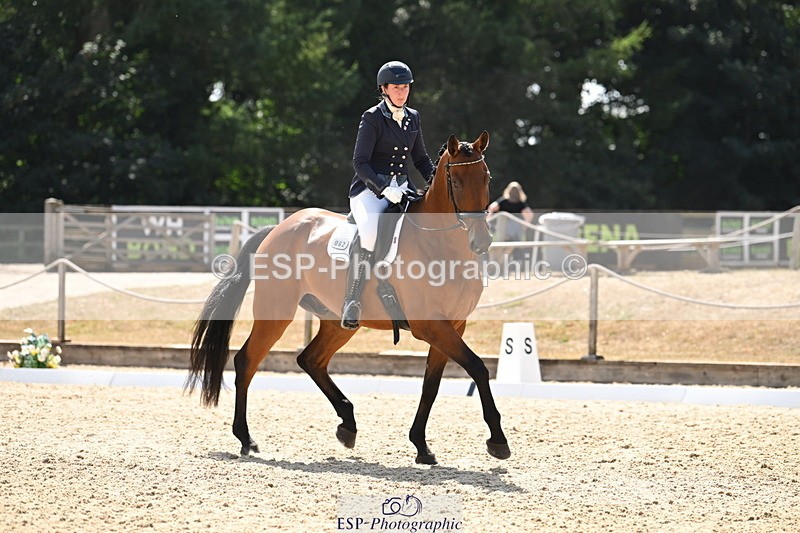 250808A-154540-01367 - 006-Katherine.CarneCalcourt.Romancier