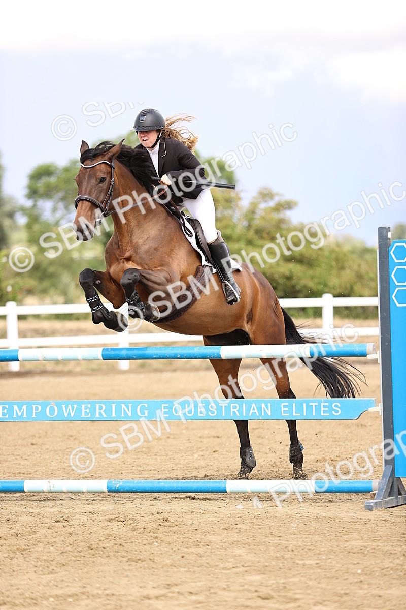 SBM_027005 - Class 13 - Senior Newcomers - 1.10m