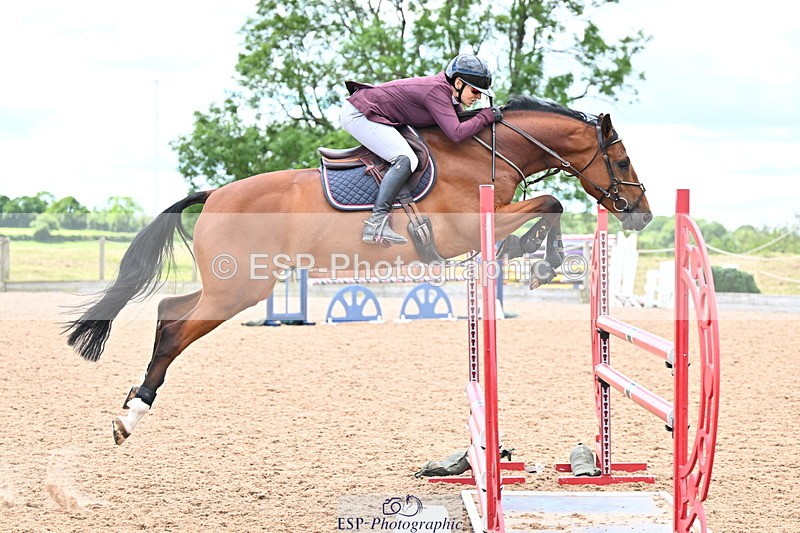 240608A-125002-02397 - Cls 4 Snr Newcomers and 1.10m Open