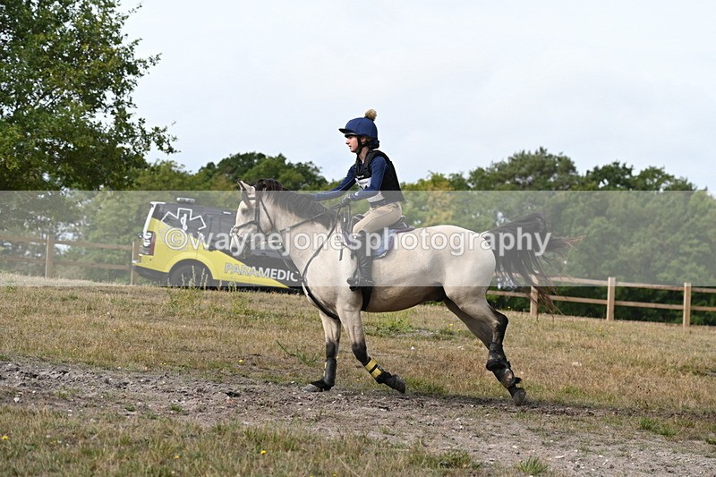 WJ6_0136 - XC Time 10:53 to 11:00