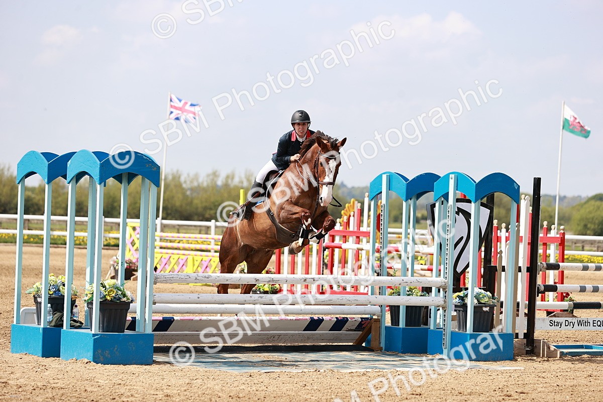  - Class 24 - Senior Newcomers - 1.10m